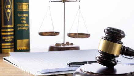 员工拒绝加班被判赔企业1.8万?(附判决全文)