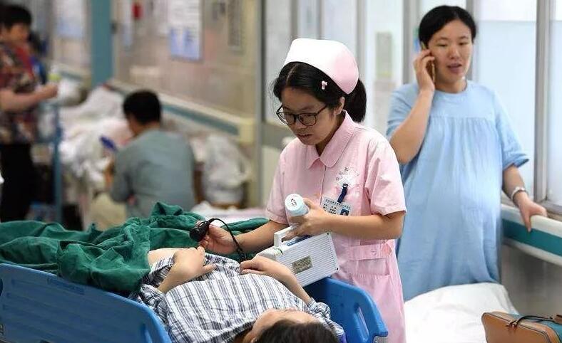 不上班也能领生育津贴！6月1日起全面提升生育医疗待遇！
