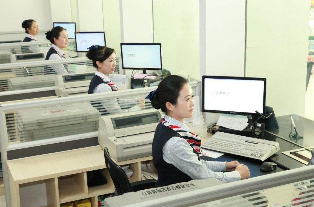 企业该如何选择项目外包还是人力外包?