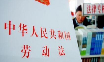 已退休人员因工受伤，仍可享受工伤保险待遇？